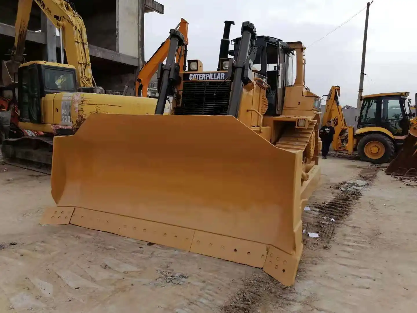 Бульдозер cat d8 d8r машина для продажи в Китае б/у бульдозер caterpillar D8 из
