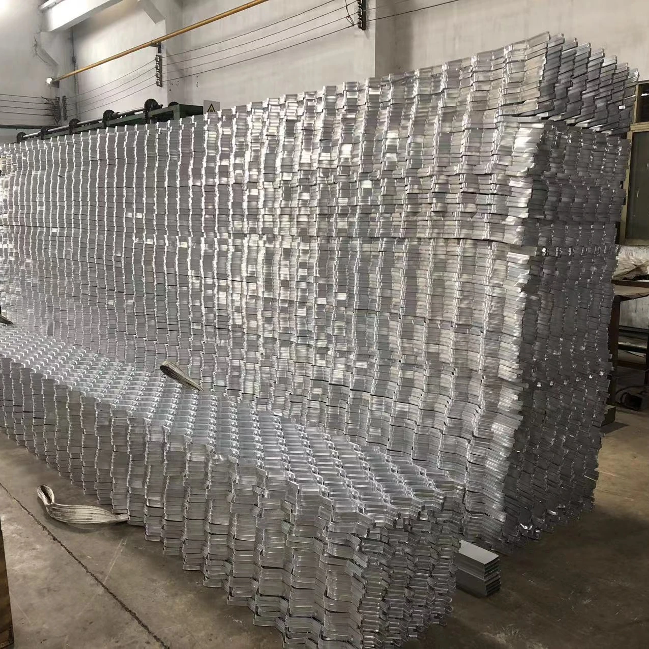 Home and factory use high quality aluminium decorative metal wire mesh for glass lamination