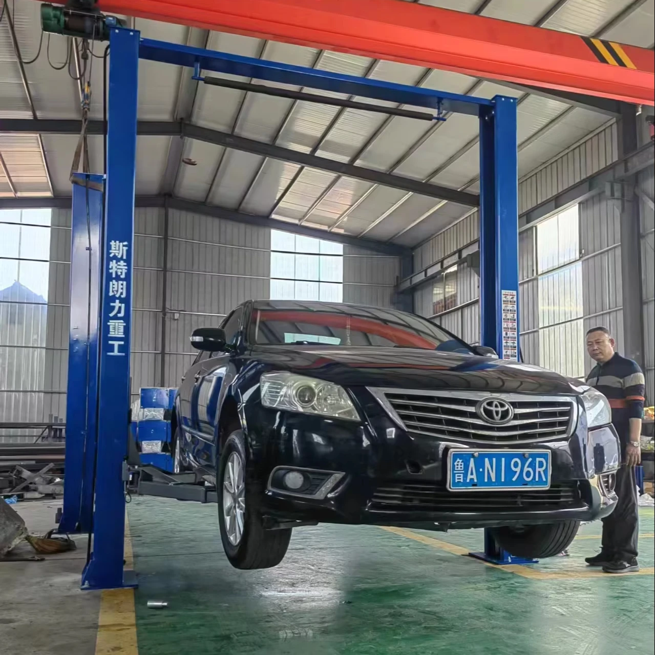 Hot sale In stock Fast delivery chain drive 4 ton safe car lift