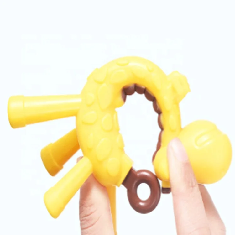 Hot sell cut cartoon  baby training teerher giraffe silicone baby teether