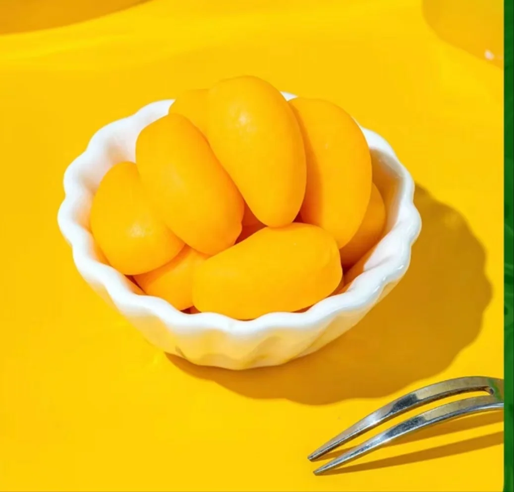 Wholesale Candy Peeling mango fudge mini mango shape jelly soft gummy candy