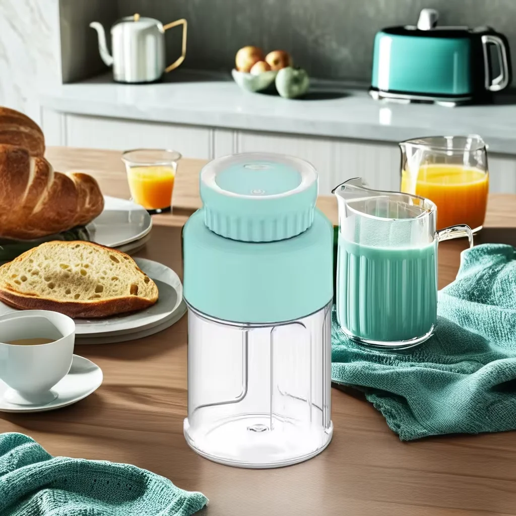 Mini USB Rechargeable Home Blender And Mixer Juice Plastic Electric Juicer Cup Portable Blenders
