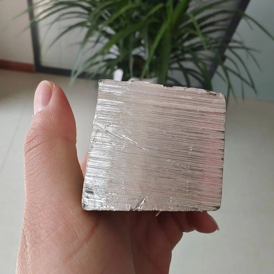 Metal Tin Ingot Pure Tin Ingots 99.9%-99.99% High Purity Tin Ingots