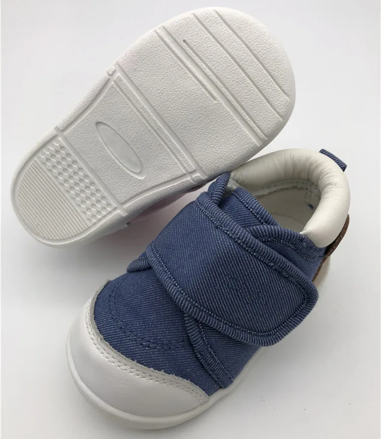 
Cozy Newly Textile TPR Casual Baby Kids Shoes 