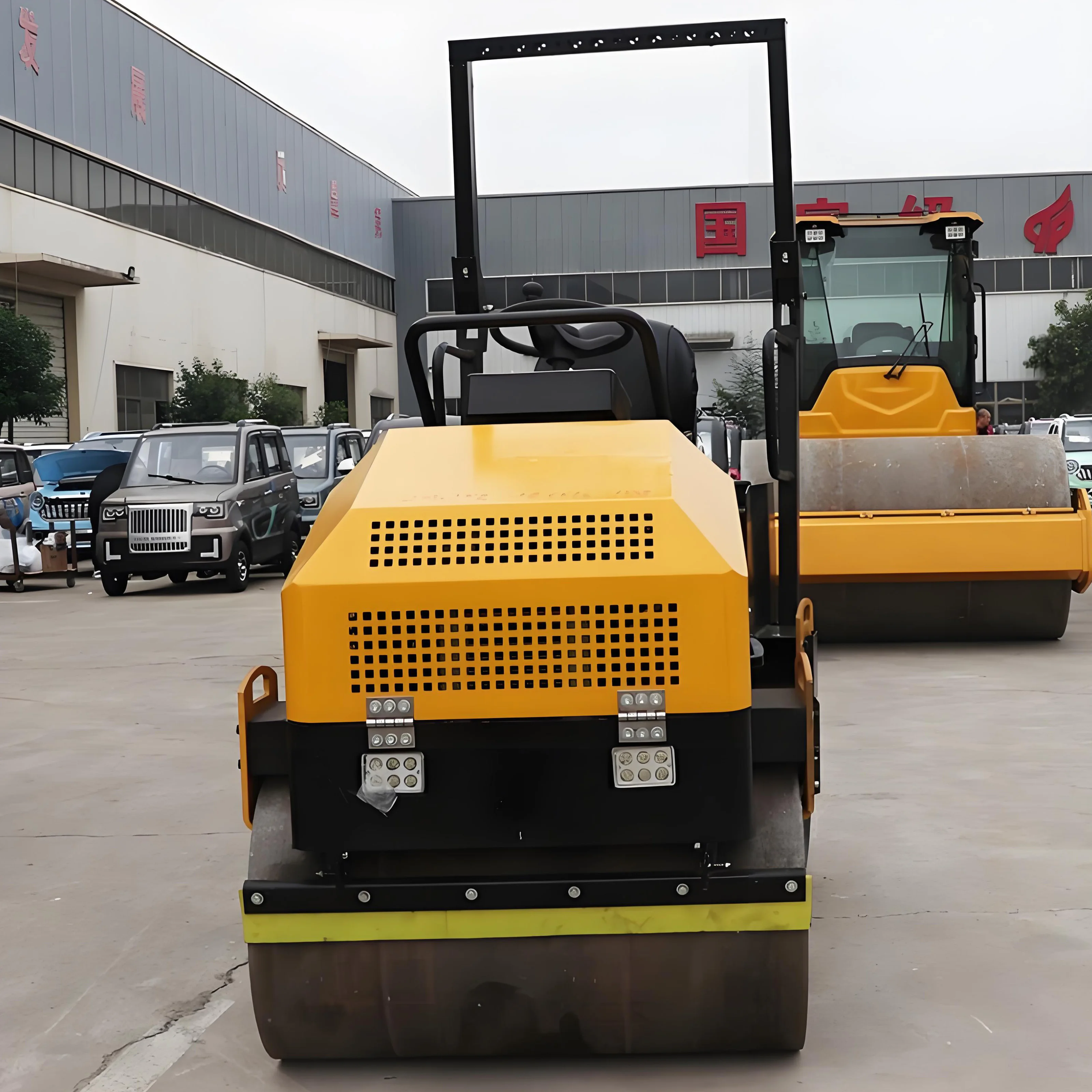 Low Price Vibratory Tire Road Roller with Stable Pump and Motor Performance a Great Helper for Road Construction Road Roller