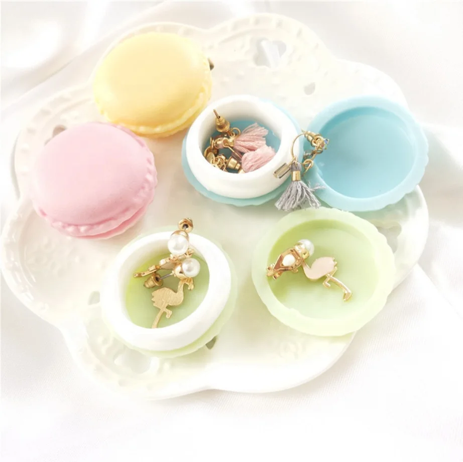 Round Small Portable Travel Macaron Design Mini Pill Case Jewelry Necklace Boxes