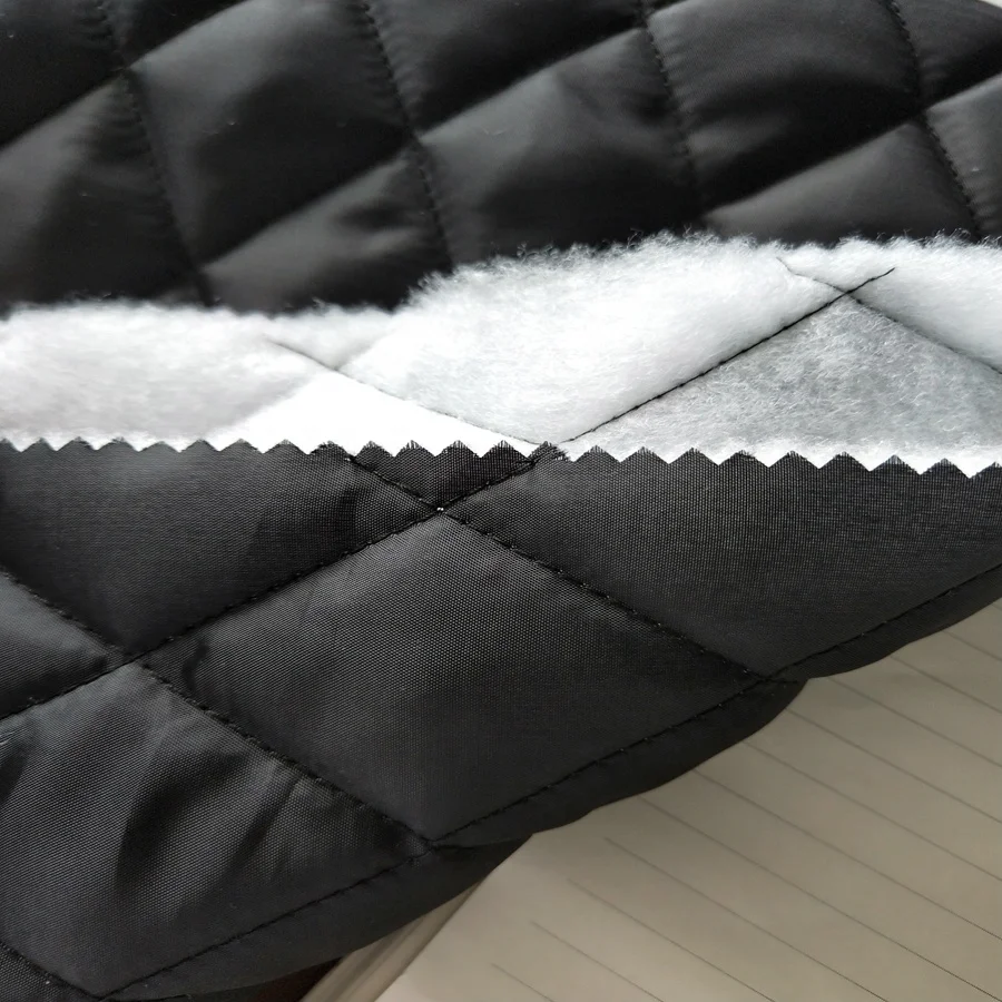 Стеганая подкладка из полиэстера 210T со стразами 5*7,5 см