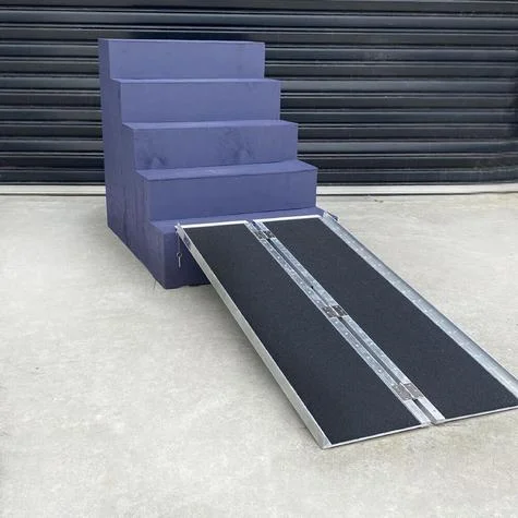 Aluminium Loading Ramp Motorcycle ramp high quality lightweight portable stage aluminum ramps for wheelchairs