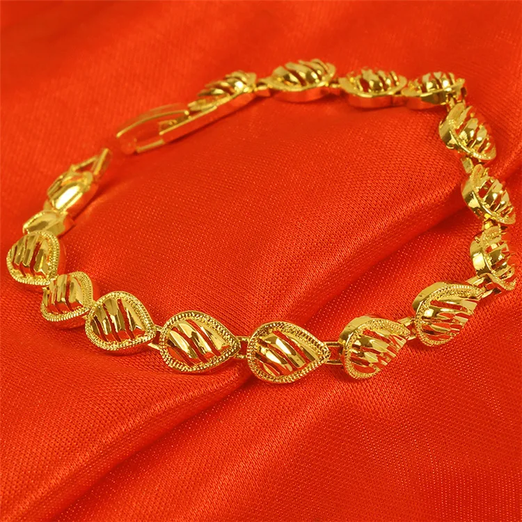 High Quality Brass Gold Plated Bracelet Button Watch Chain Heart Shaped Watch Chain Bracelet with Buckle