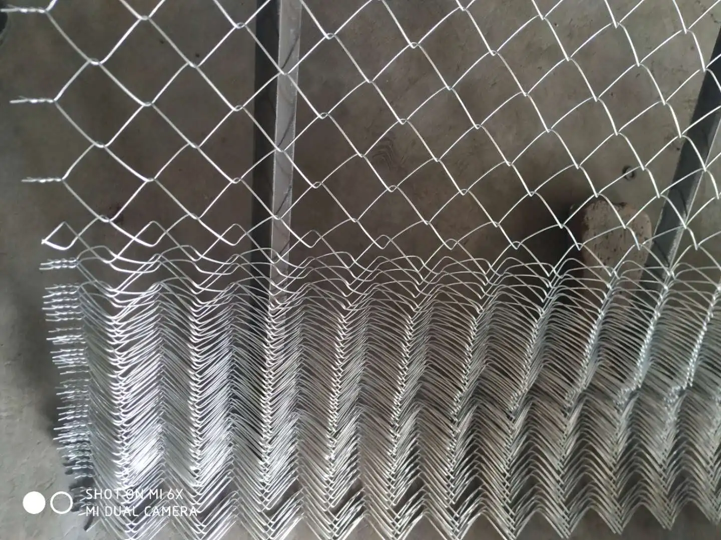 Wholesale Prices Diamond Iron Wire Mesh Netting Panel Galvanized Industry Chain Link Fence For Sale