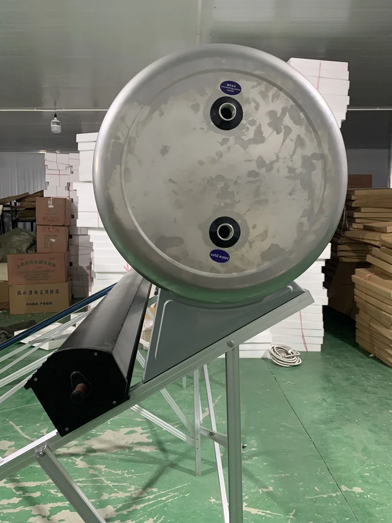 Compact pressure solar water heater separate tank with heat pipe collector High Efficiency