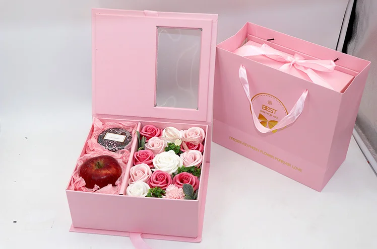 
FSC Factory Luxury Clamshell PVC Window Flower Packaging Center Parting Gift Box with Ribbon 