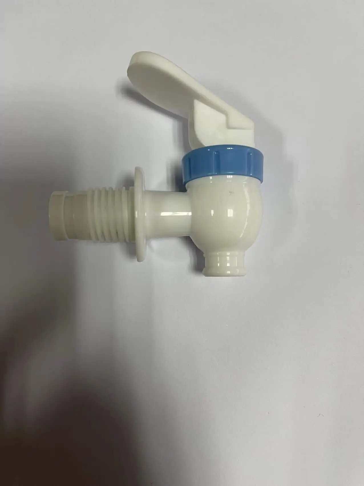 Glass water dispenser with tap durable plastic tap use in most of water tap
