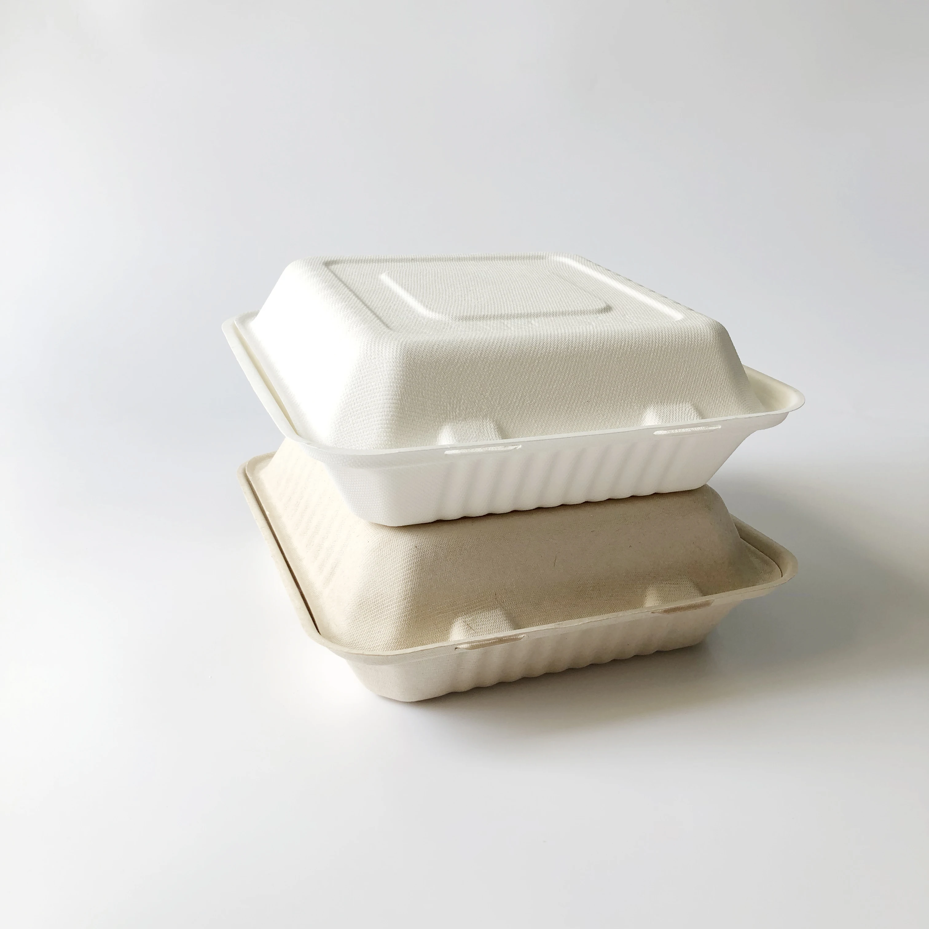 9x9x3 inch Bagasse 3-compt clamshell tray
