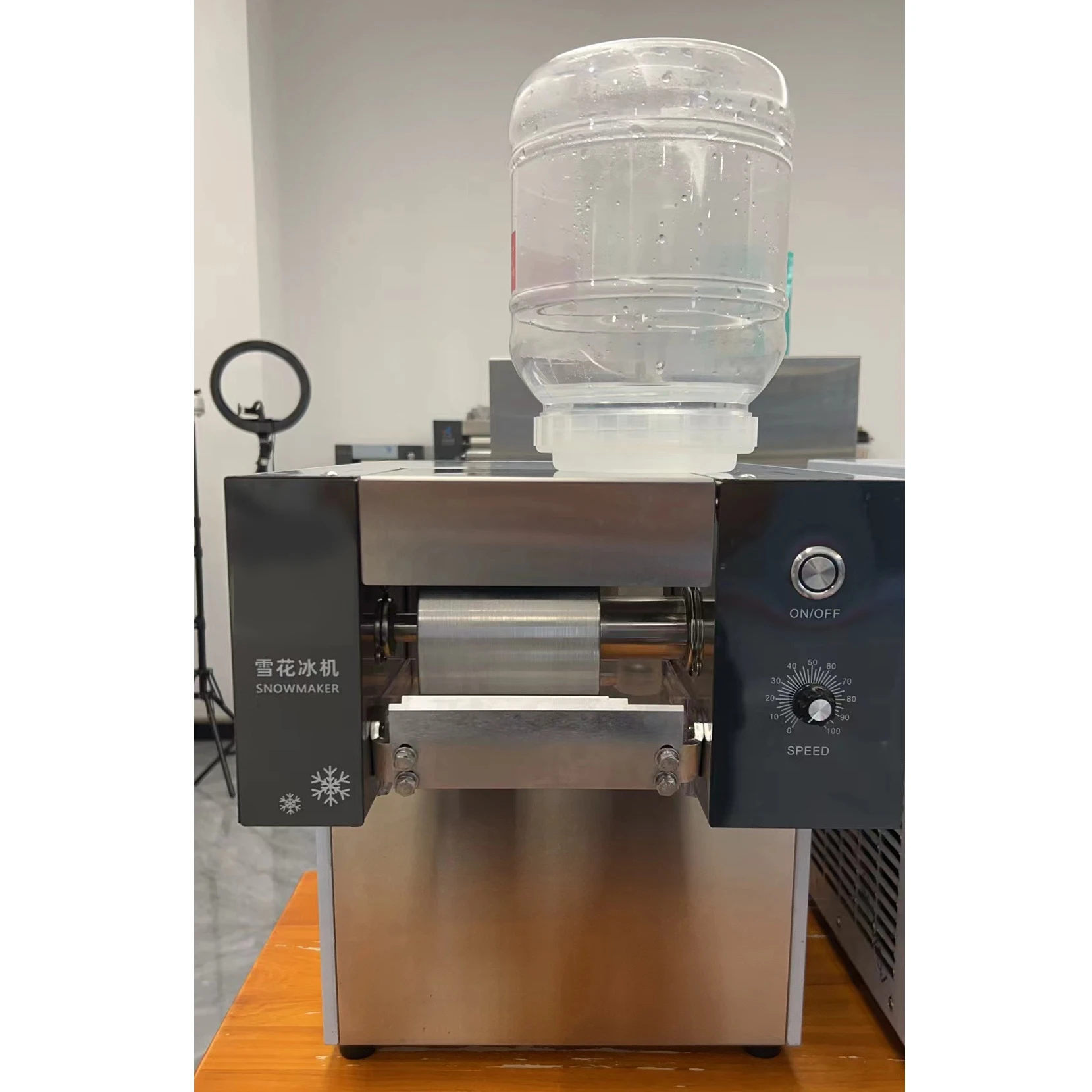 110V 220V Bingsu Shaved Machine Electric Snow Cone Ice Shaver Maker Shaved Snow Flake Machine