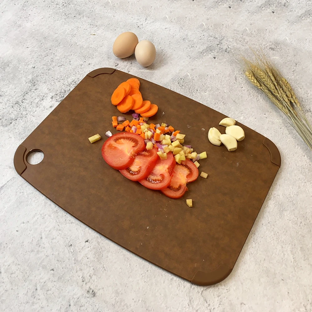 Customized color Dishwasher safe and anti-bacteria wood fiber cutting board