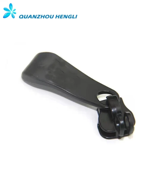 Key locking double hole zipper auto lock slider