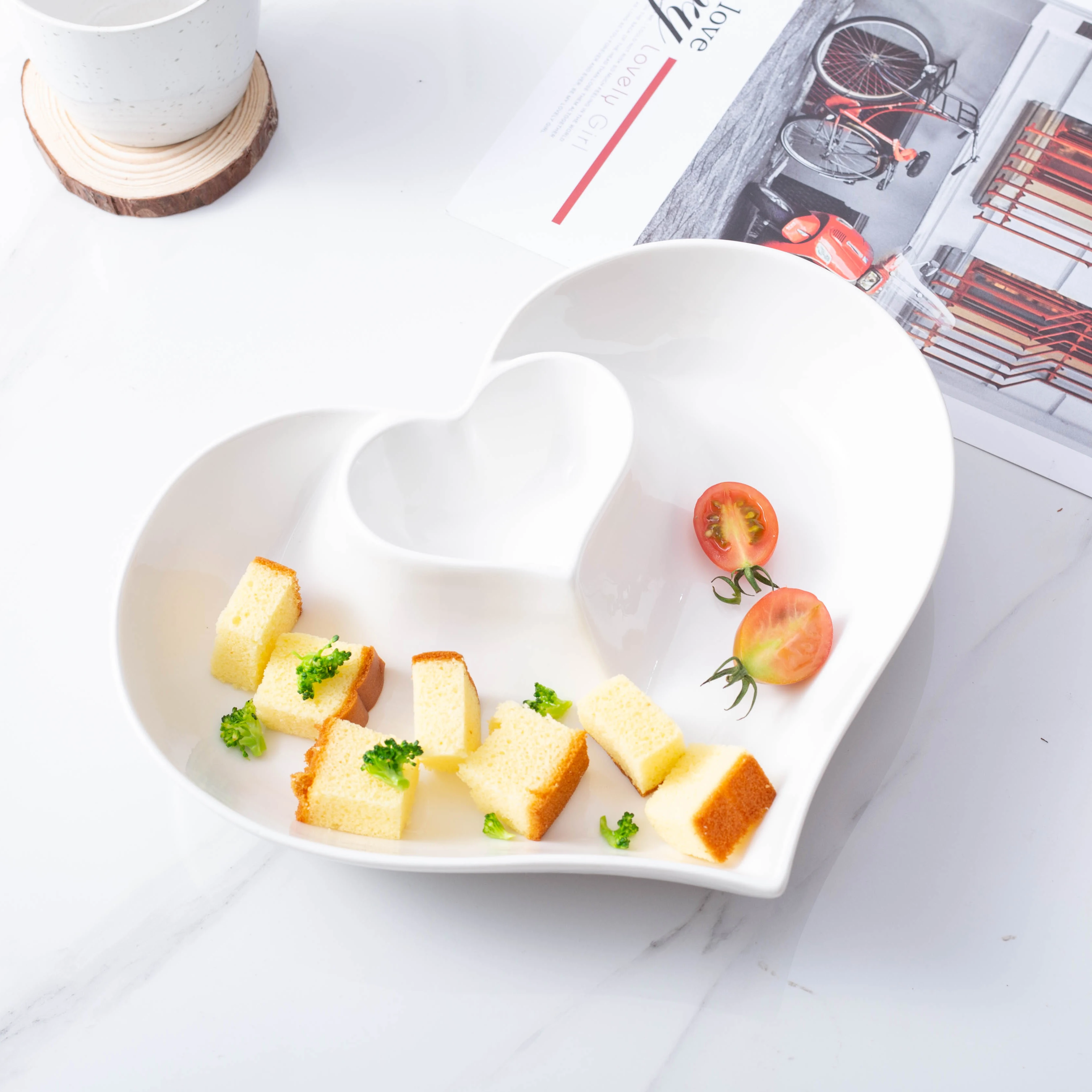 White heart shape ceramic bowl 9inch Porcelain snack bowl ceramic chip and dip bowl