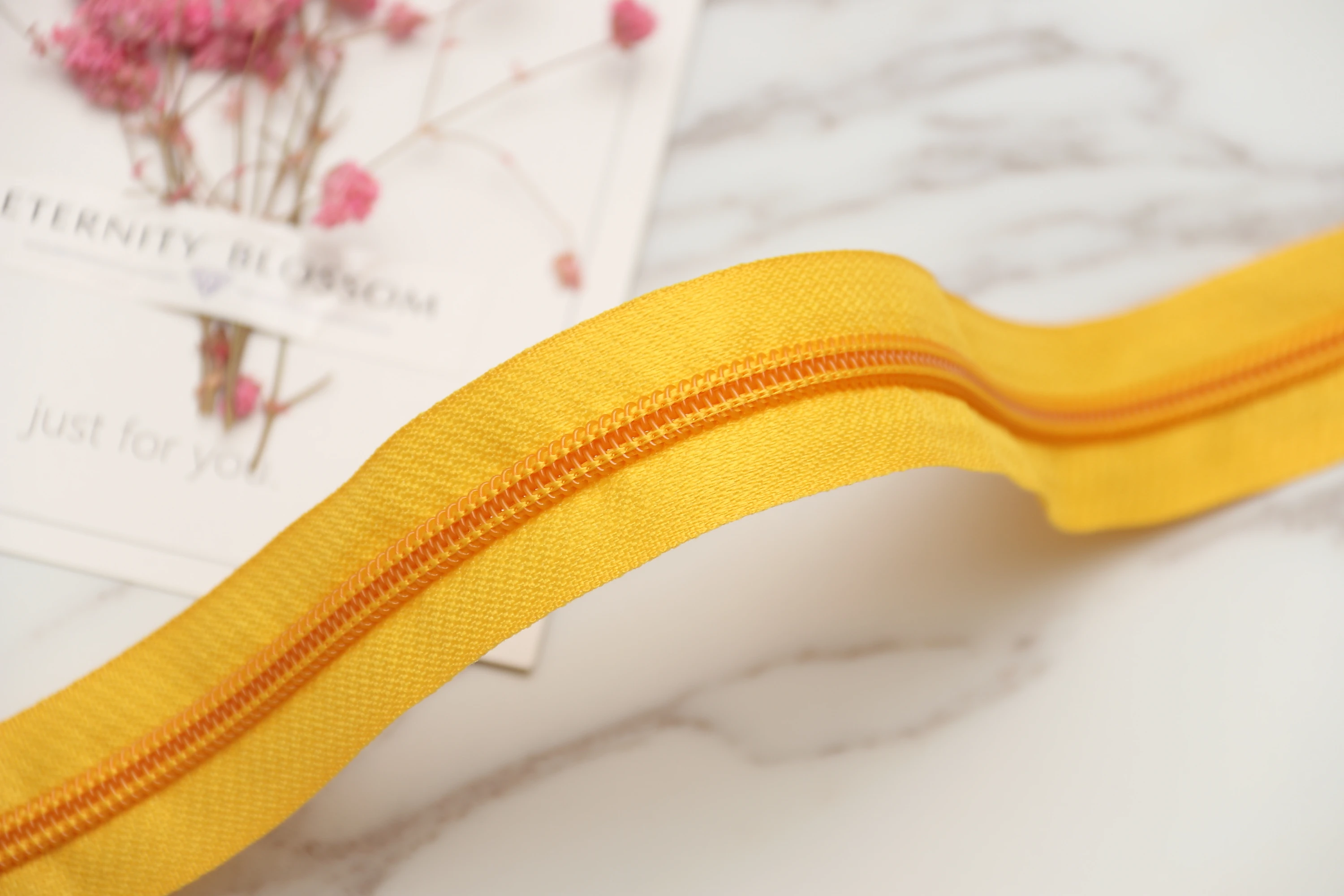 Factory Wholesale widely use Bags Garment  5# nylon  zipper long chain