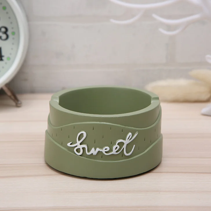 
Ashtray living room home furnishings resin crafts car decoration 