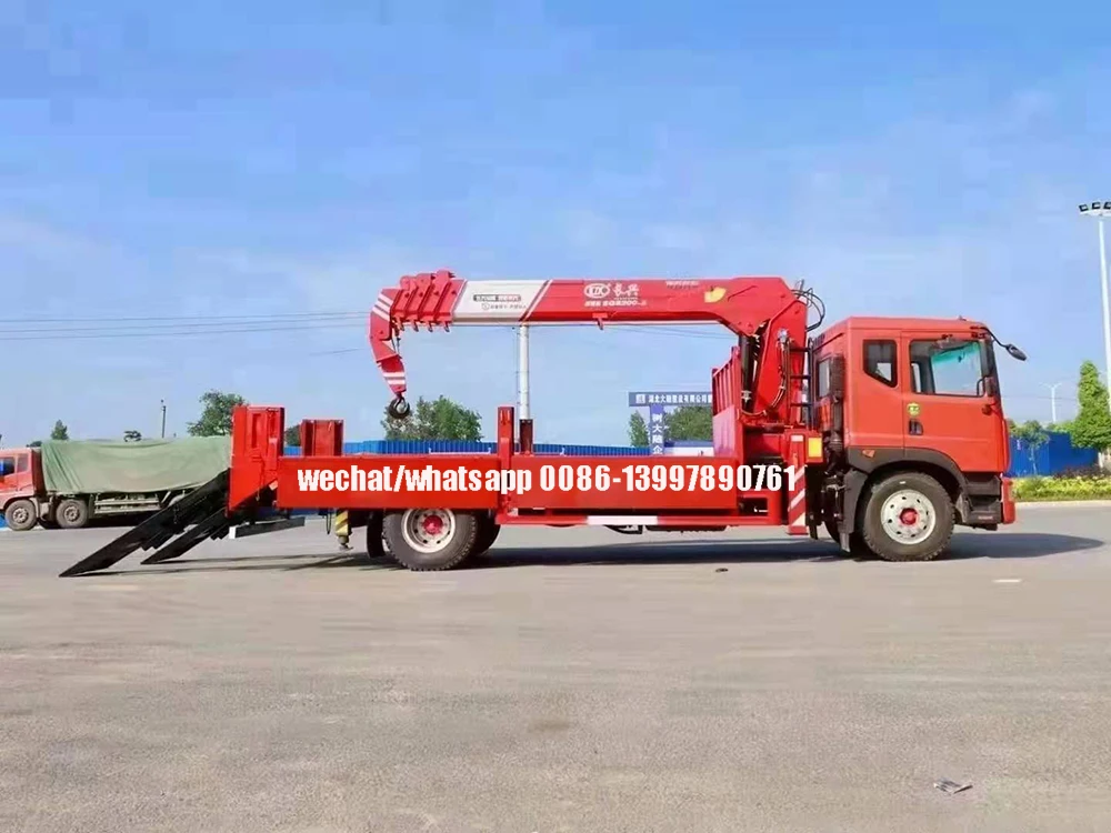 CLW Group Crane Truck Manufacturer Supply Guaranteed 100% DFAC D9 Flatbed Truck Mounted Crane/Cargo Truck For Sale