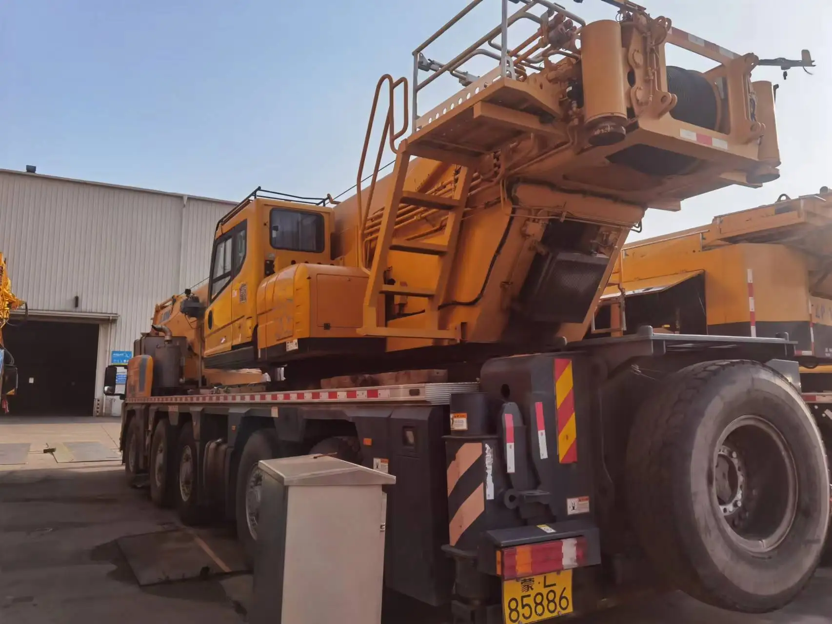 XCMG Official Used Crane Truck Mobile Hydraulic Crane XCA130L7 130 ton All Terrain Cranes Hot Sale