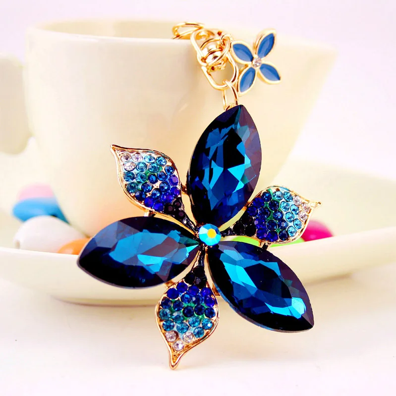 Crystal Flower Keychain Glittering Big Full Rhinestone Alloy Key Chain Holder For Women Girl Car Bag Accessories Fashion Keyring