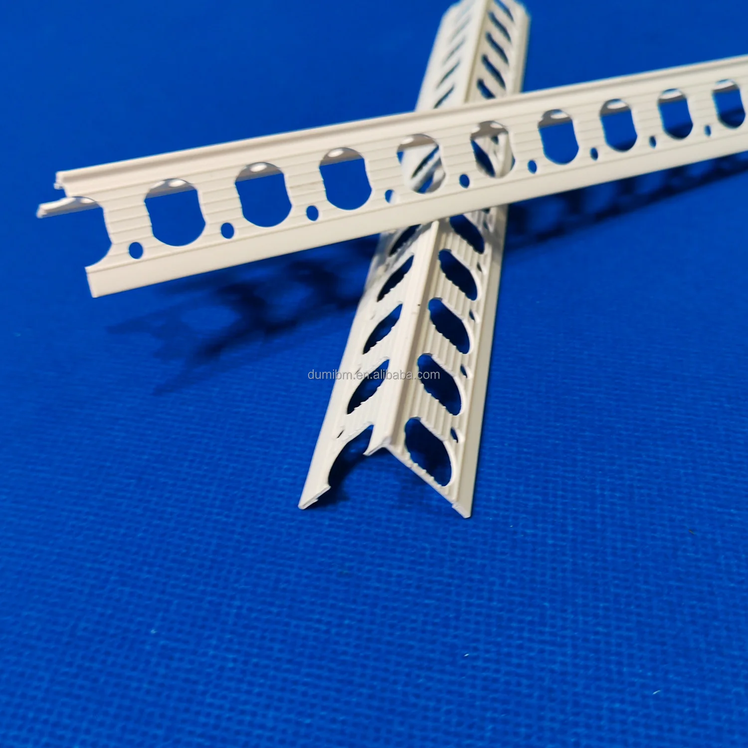 Drywall corner bead wall corner guard protection casing bead plaster corner