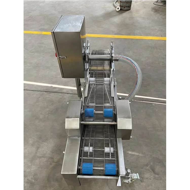 High Quality Automatic Crepes Layering Birthday Cake With Cream Smear Battering Machine