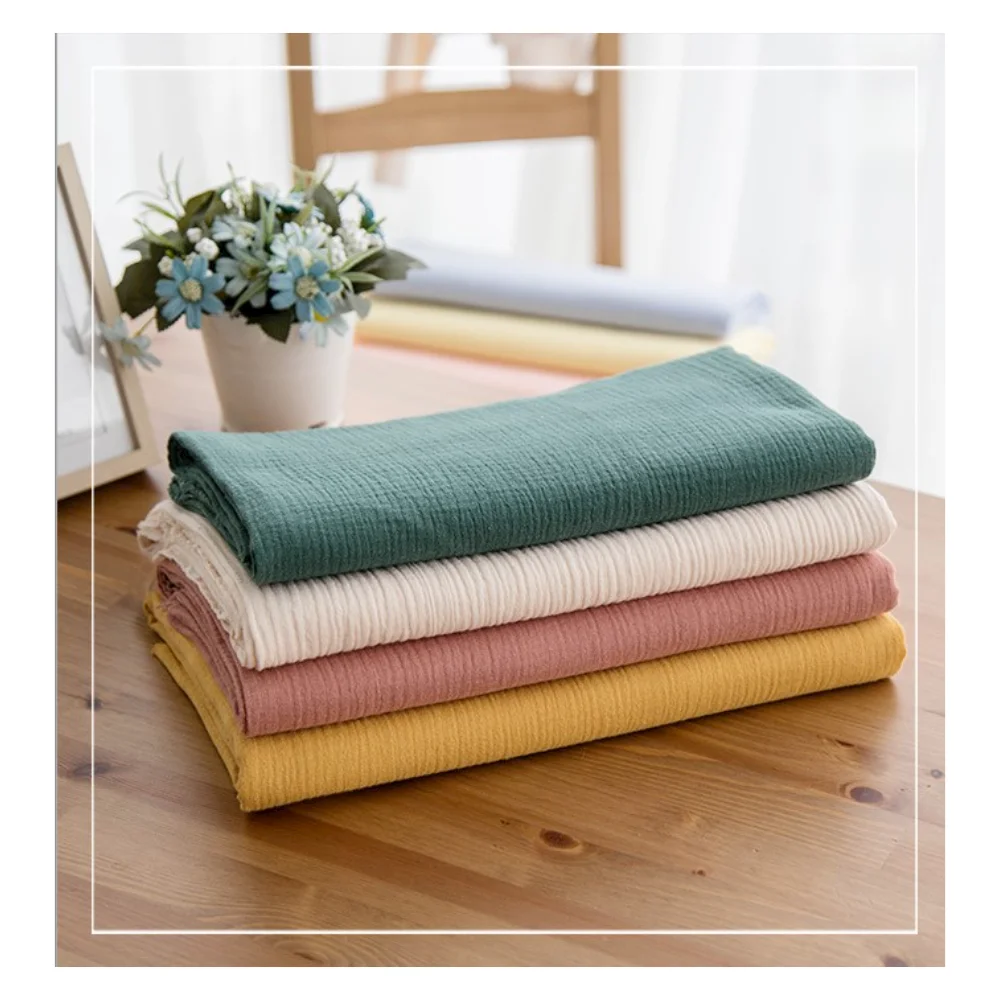 Good quality plain Cotton Double gauze muslin fabric for baby Blanket Swaddle Nursing cloth with pattern