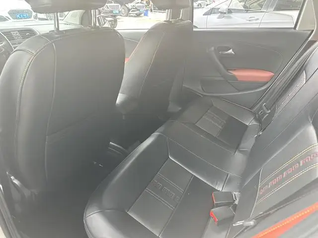 2018 Volkswagen Polo Safety Edition хэтчбек 1.5L автоматический с тканевыми сиденьями R14 шины FWD привод левое Рулевое управление