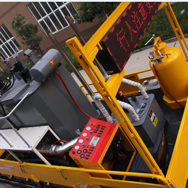 Thermoplastic Road Marking Truck for traffic line