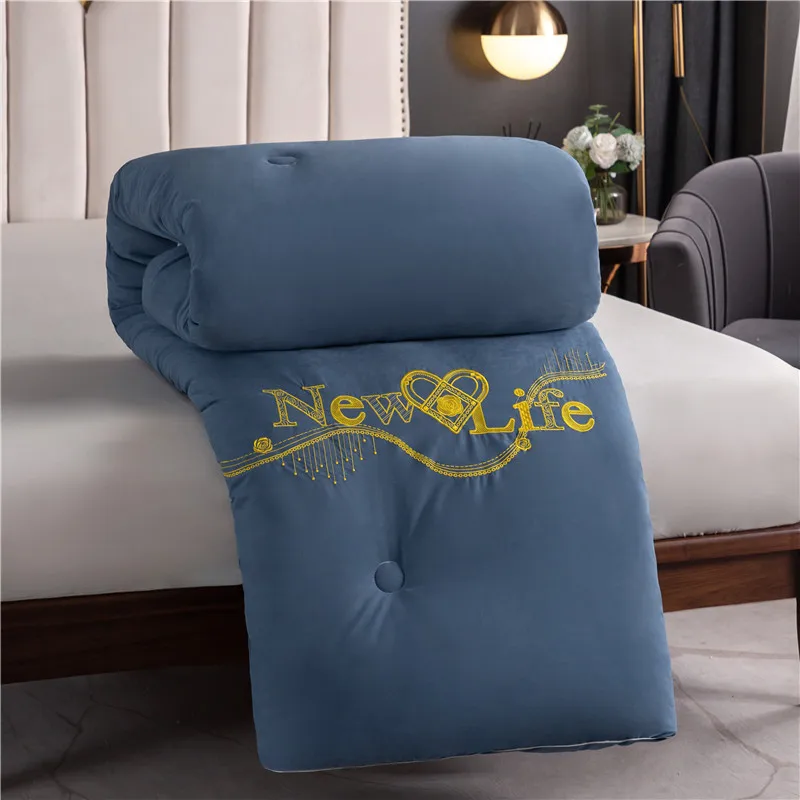 Wholesale New 5-Star Hotel White Blue Pink Down Hil-ton Hotel Queen King Size Comforter Quilt for Disposable Bed