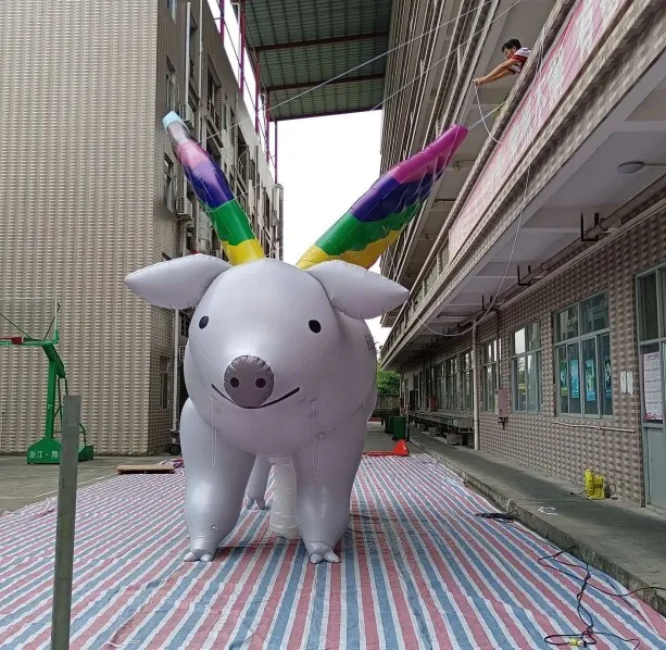 Newest finished inflatable helium parade wings pig