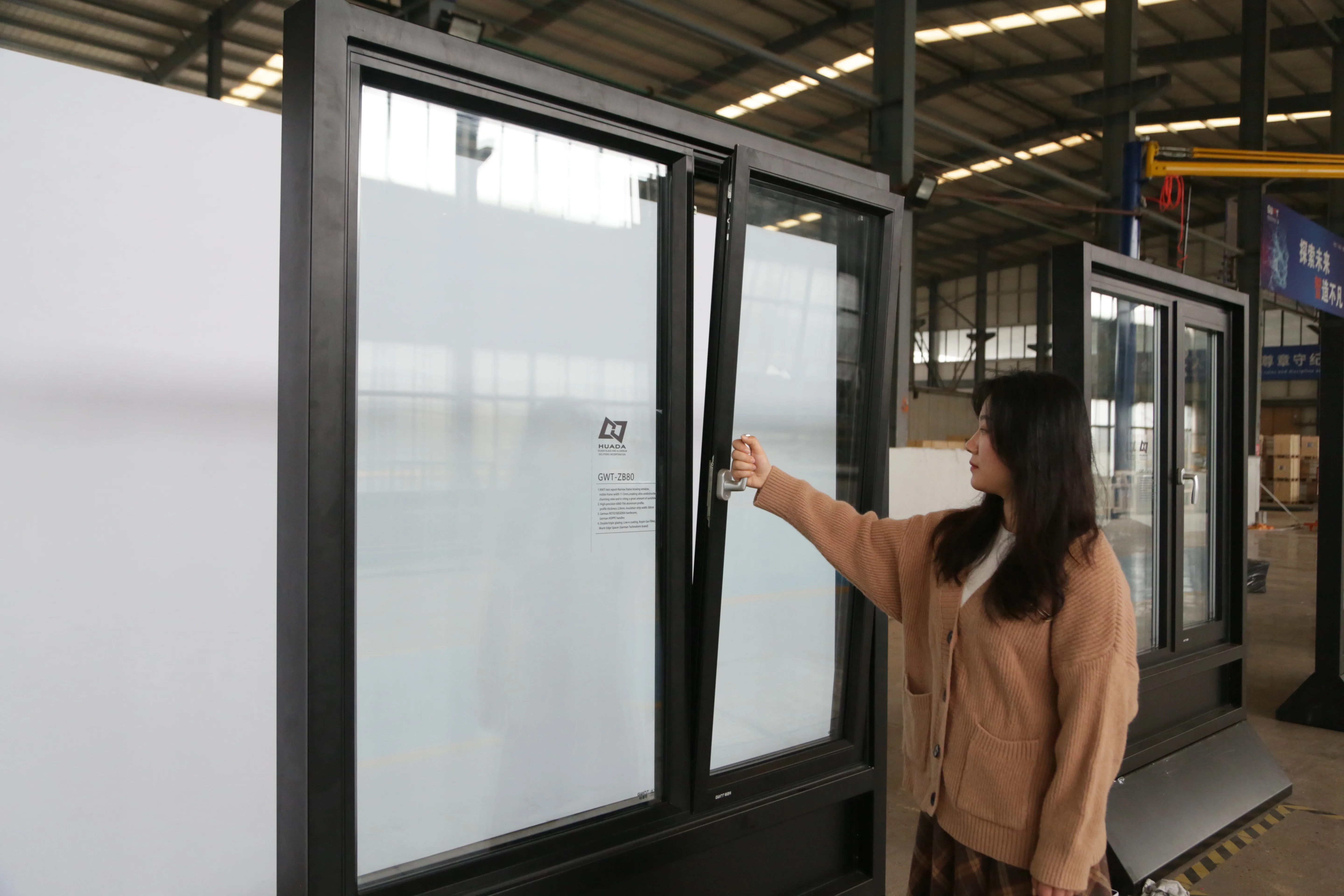 Streamlined Aluminum Fenestration: Energy-Efficient Casement Windows and Doors with Sleek Alloy Frames