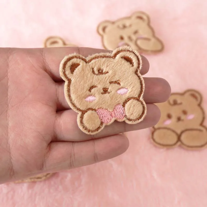Computer Embroidery Iron on Applique Cute Cartoon Bear Patches Custom Embroidered Patches for Baby Clothes