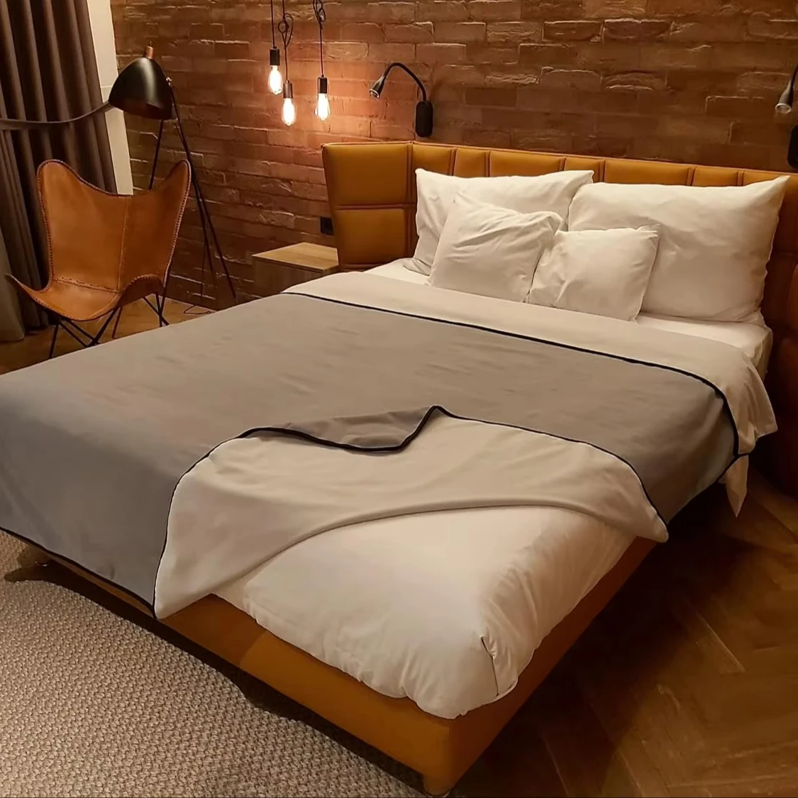 Hot Selling Custom Waterproof Intimacy Squirt Blanket for Bed