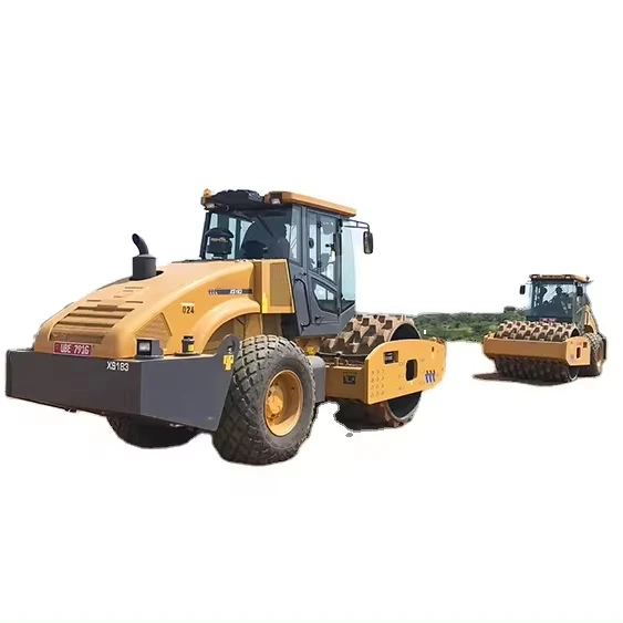 Китайский верхний дорожный каток 18 тонн Вибрационный XS183H с шлифовальными рогами