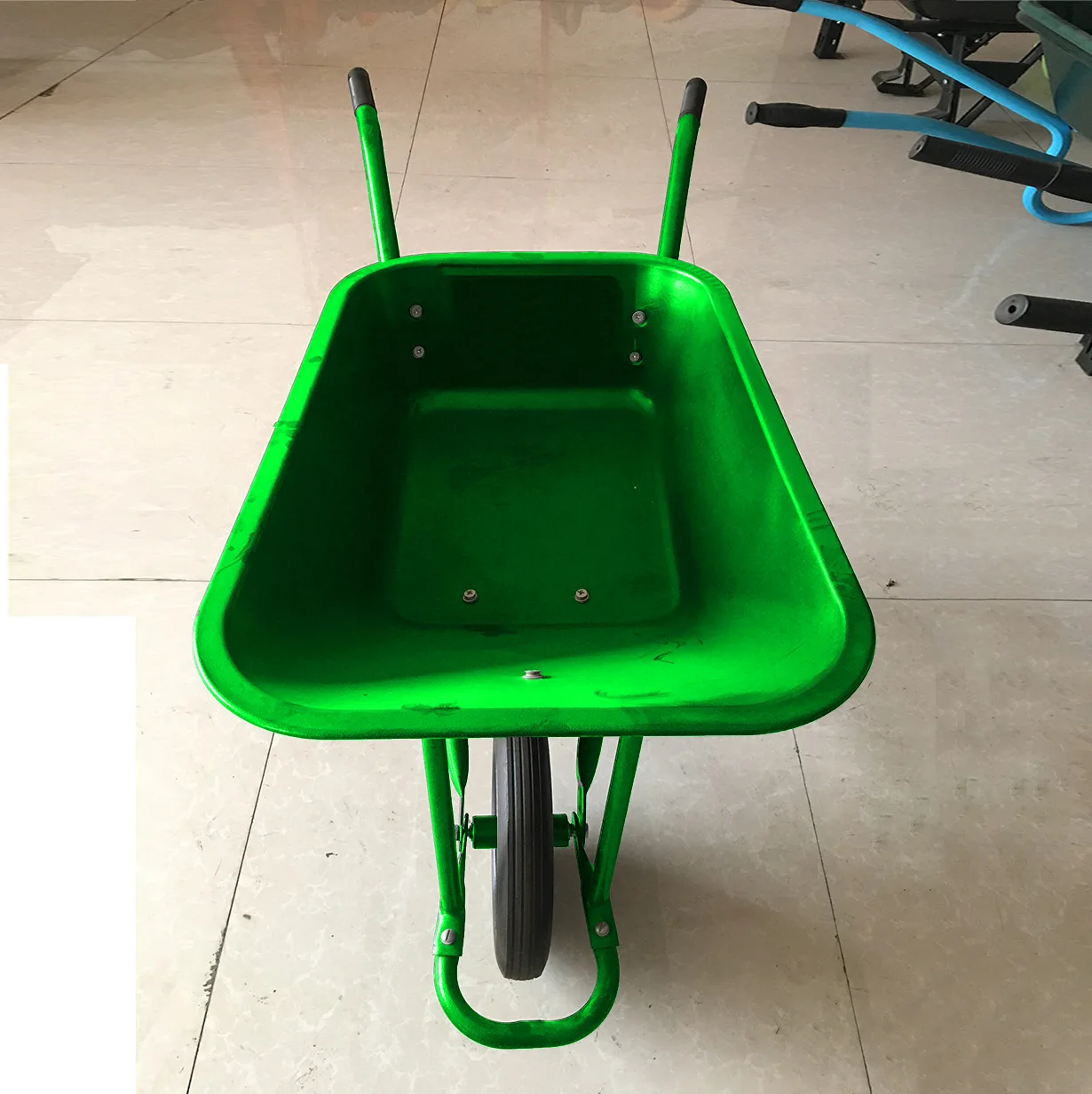 Garden construction single wheel builders garden wheelbarrow