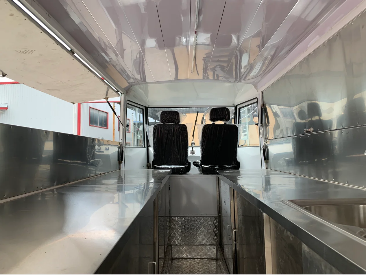 Mobile cheap worlds best corndog turkey leg hut truck tinker food truck