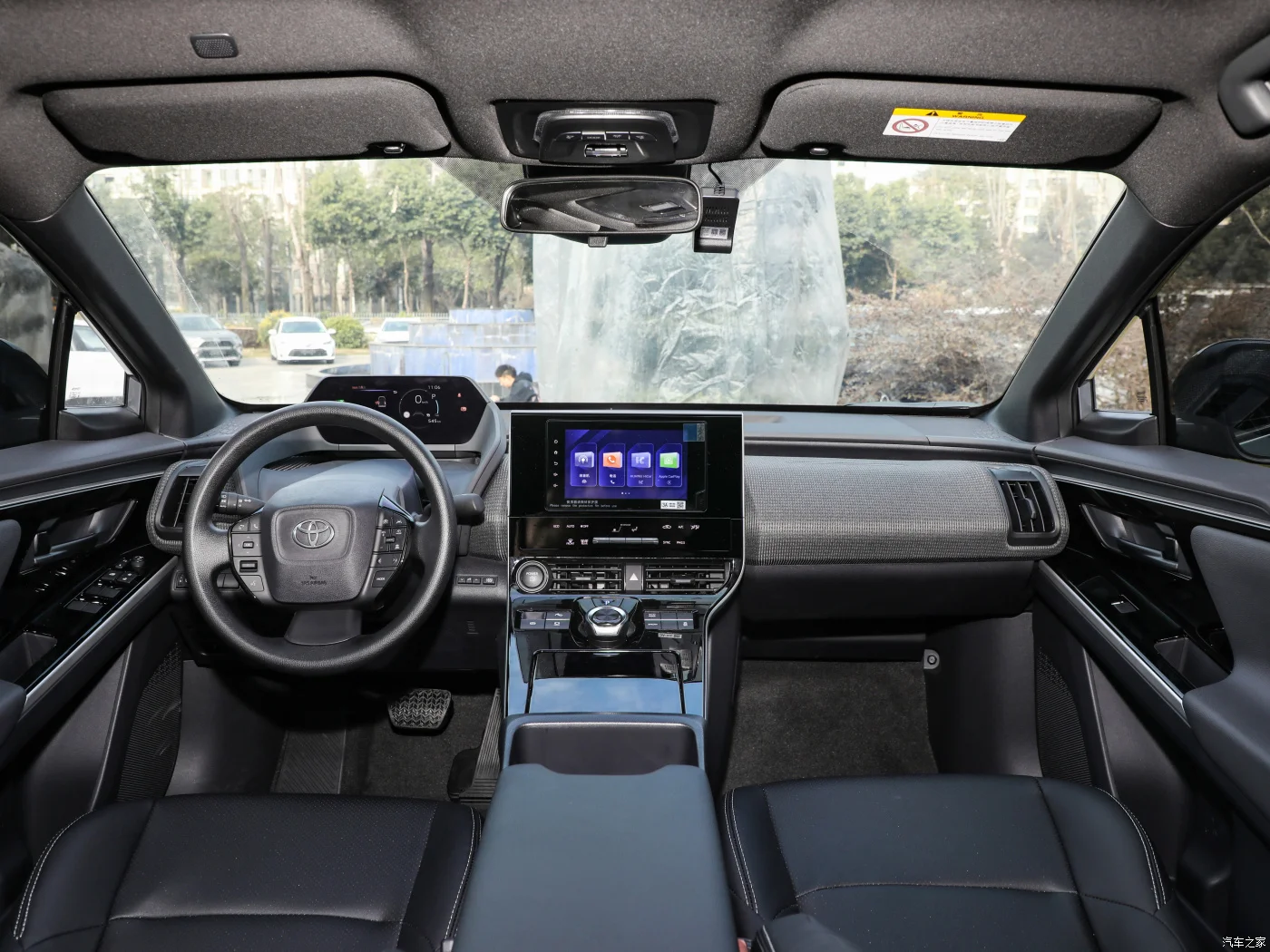 Новая продукция двухприводная комфортная версия для новых автомобилей с увеличенным диапазоном электромобиль Toyota Bz4X