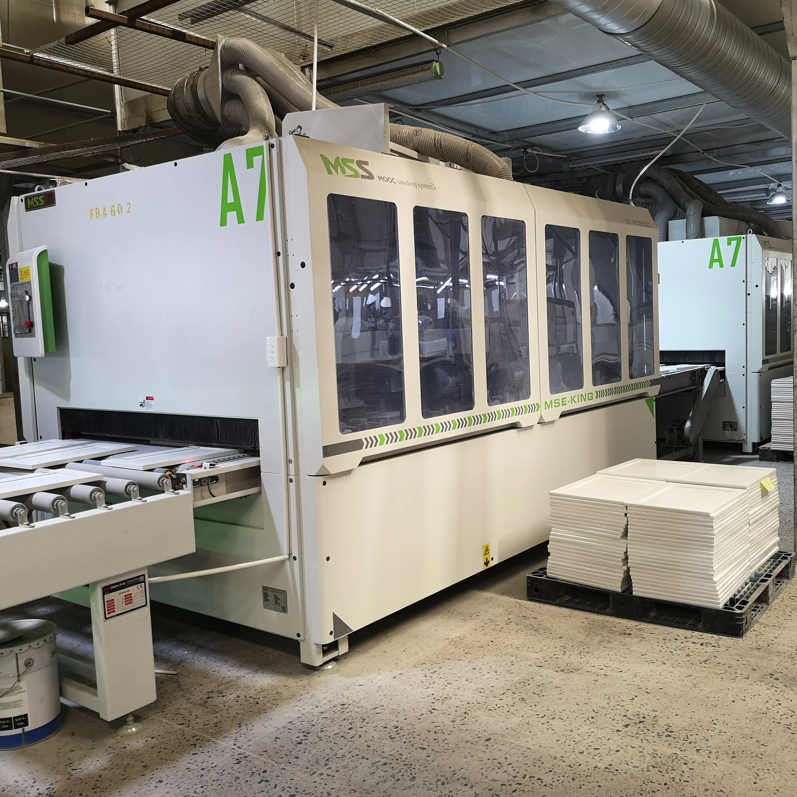 industrial woodworking brush sanding machine sander for curved surfaces wide belt sander machine