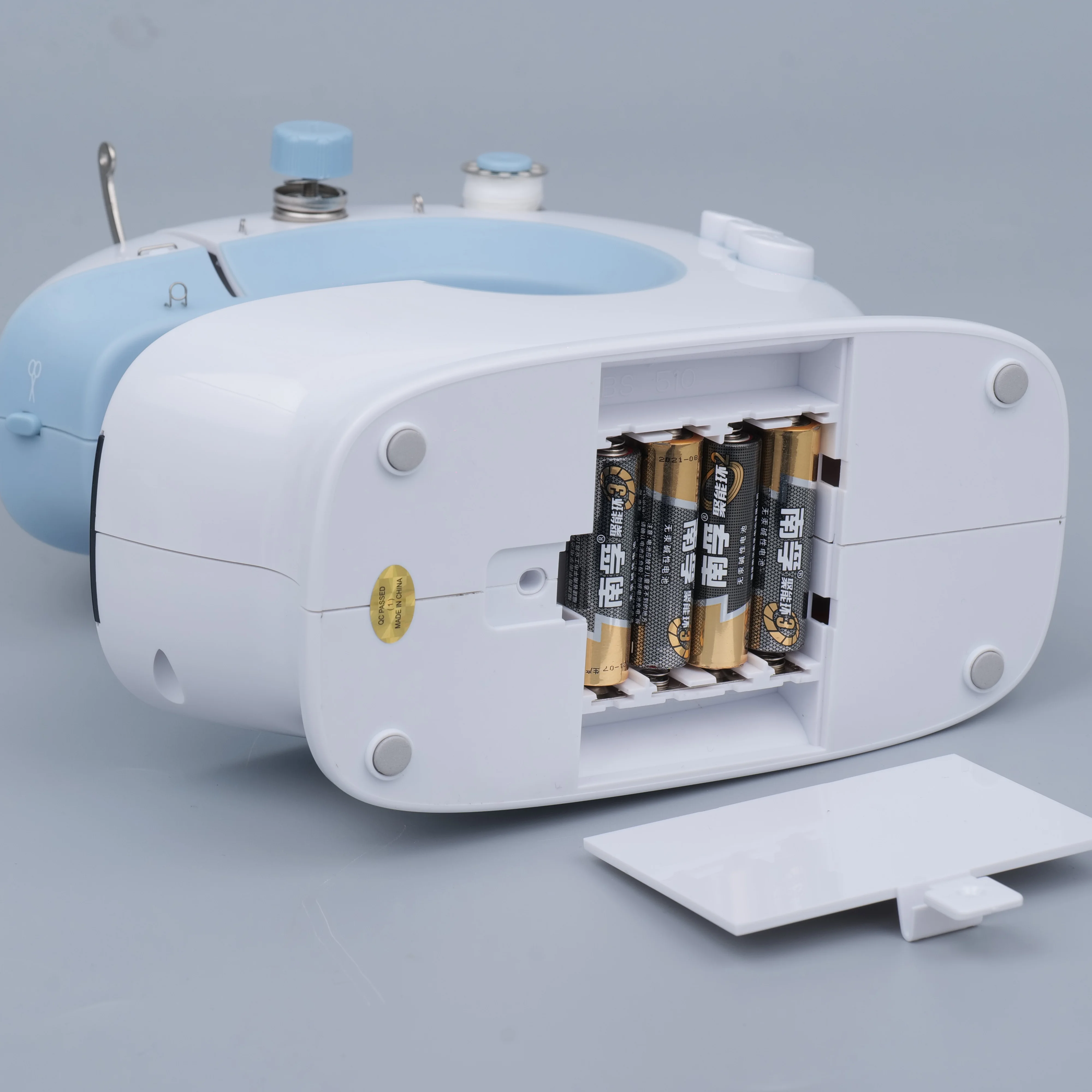 Blue portable table top mini household sewing machine for kids or beginners FHSM-213