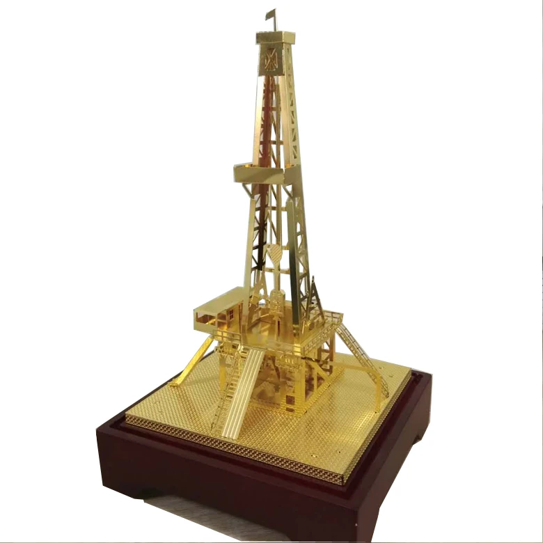 Gold Plated Metal Trophy essential oil rig industry gifts Handmade Model with wood base for gifts souvenir