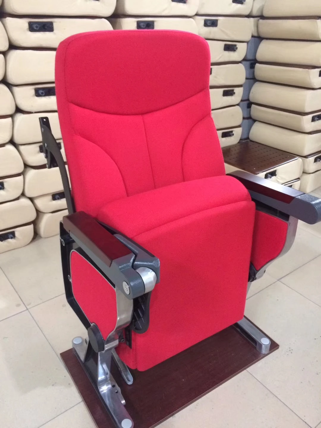 Modern Autorium Chair Wholesale Padded Stackable Interlocking for Theater Cinema Hall Church Use Durable Wood Metal Steel Leg