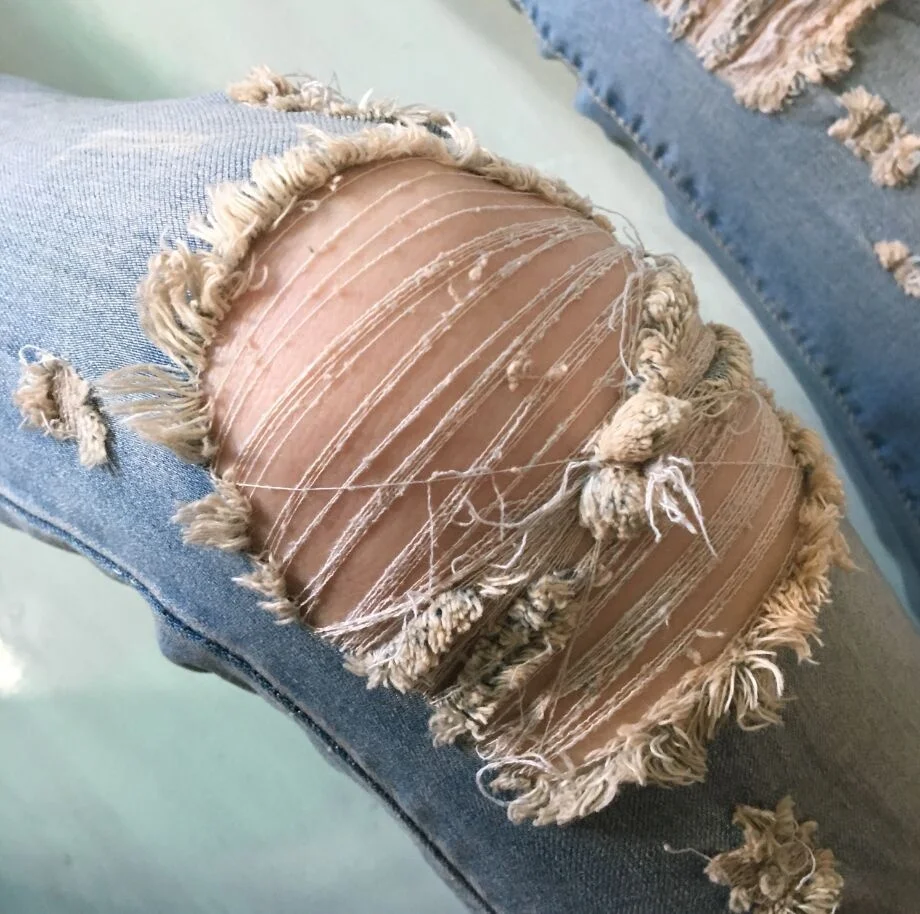 Джинсы мужские рваные в стиле хип-хоп, классические брюки из денима, байкерские удобные Стрейчевые штаны, есть в наличии