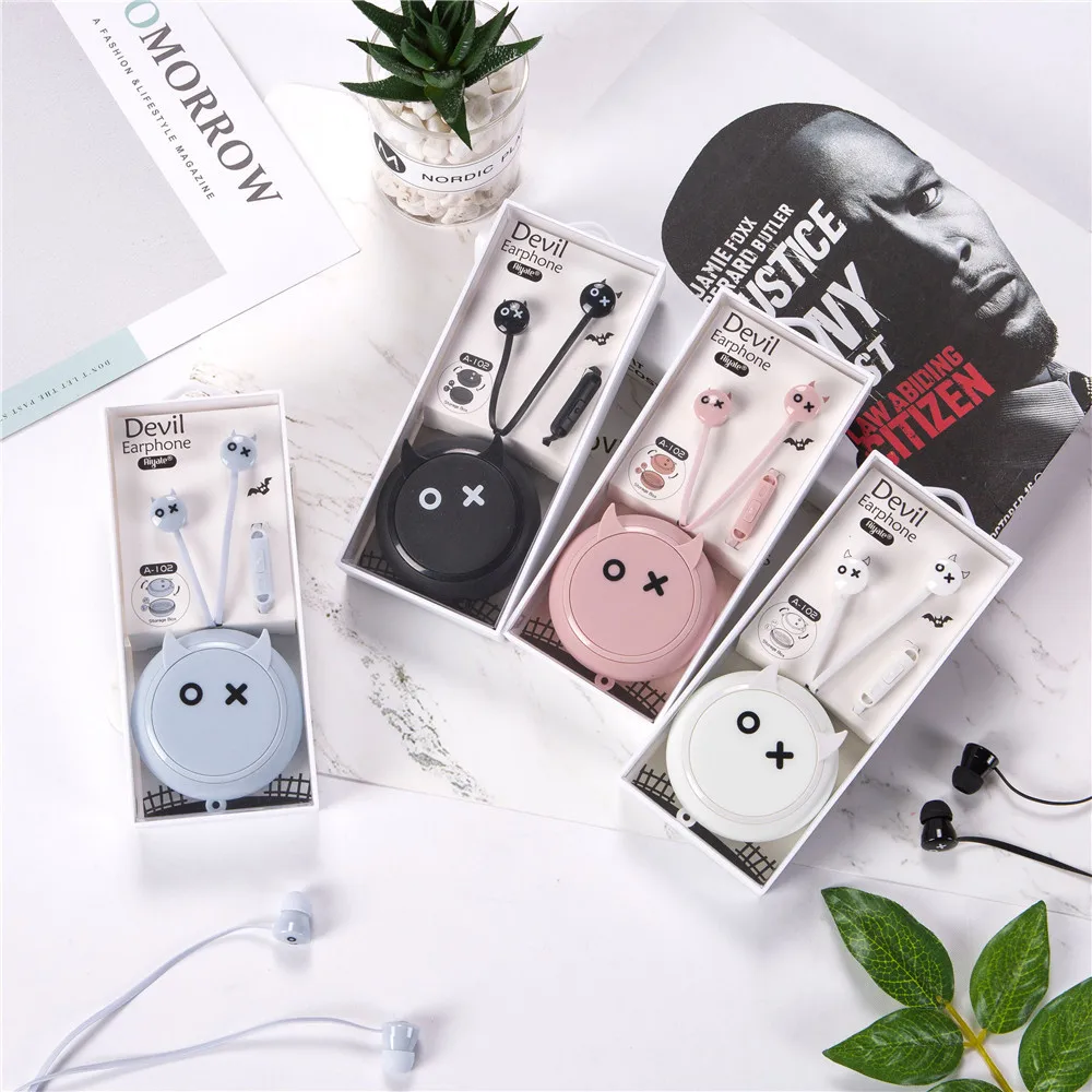 In-Ear Earphone Cartoon Cute Shaped Earphone For Girls 1.15m Earbuds For Mobile Phone