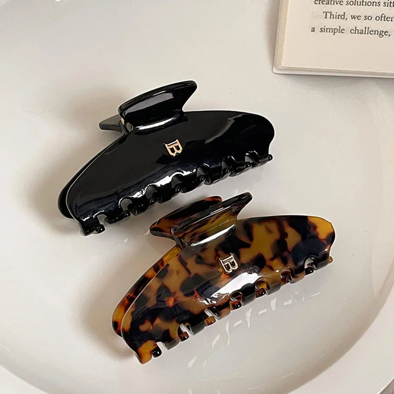 Fashion Letters Acetate Hair Claw Vintage Leopard Pattern Nonslip Ponytail Holder Shark Clips Accessories for Women Girls