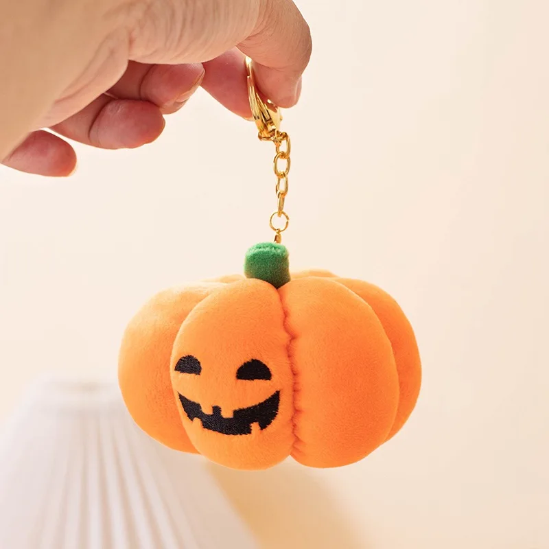 Halloween Pumpkin Keychain plushie Doll Pumpkin Hanging halloween plush keychains Toys Pumpkin Horror Expression for Decoration