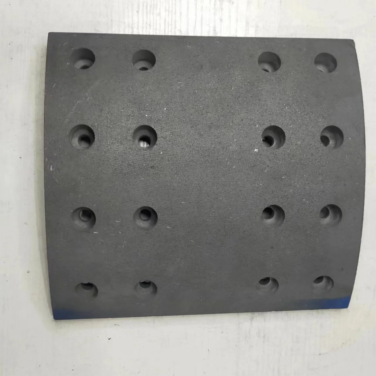 Truck Brake System Parts Rear Axle Ceramic Low Metal Asbestos Free Brake Linings 19890 19891 for DAF